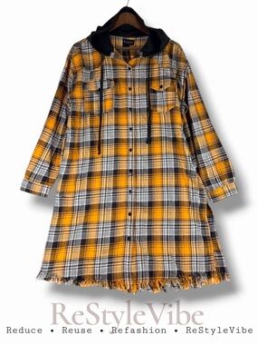 RISEN Women’s Size S Shirt Shacket Flannel Button Down Long Plaid NWT Fringe NEW
